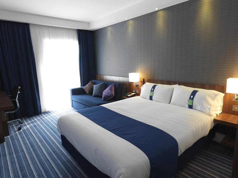 Holiday Inn Express Sheffield City Centre, An Ihg Hotel Exterior photo
