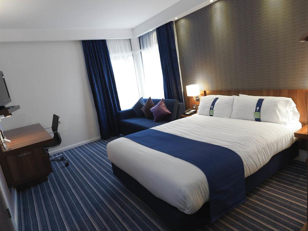 Holiday Inn Express Sheffield City Centre, An Ihg Hotel Exterior photo