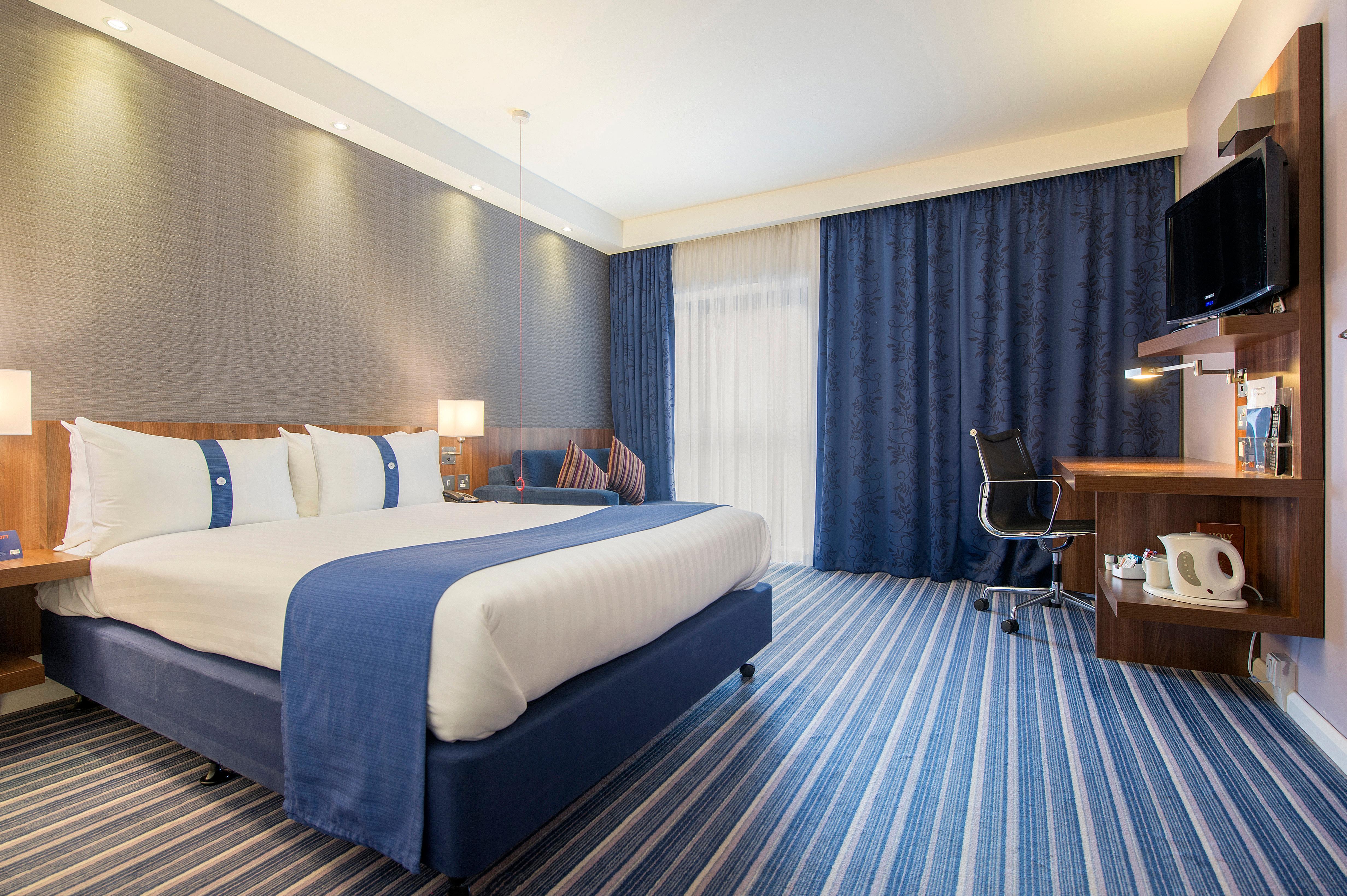 Holiday Inn Express Sheffield City Centre, An Ihg Hotel Exterior photo