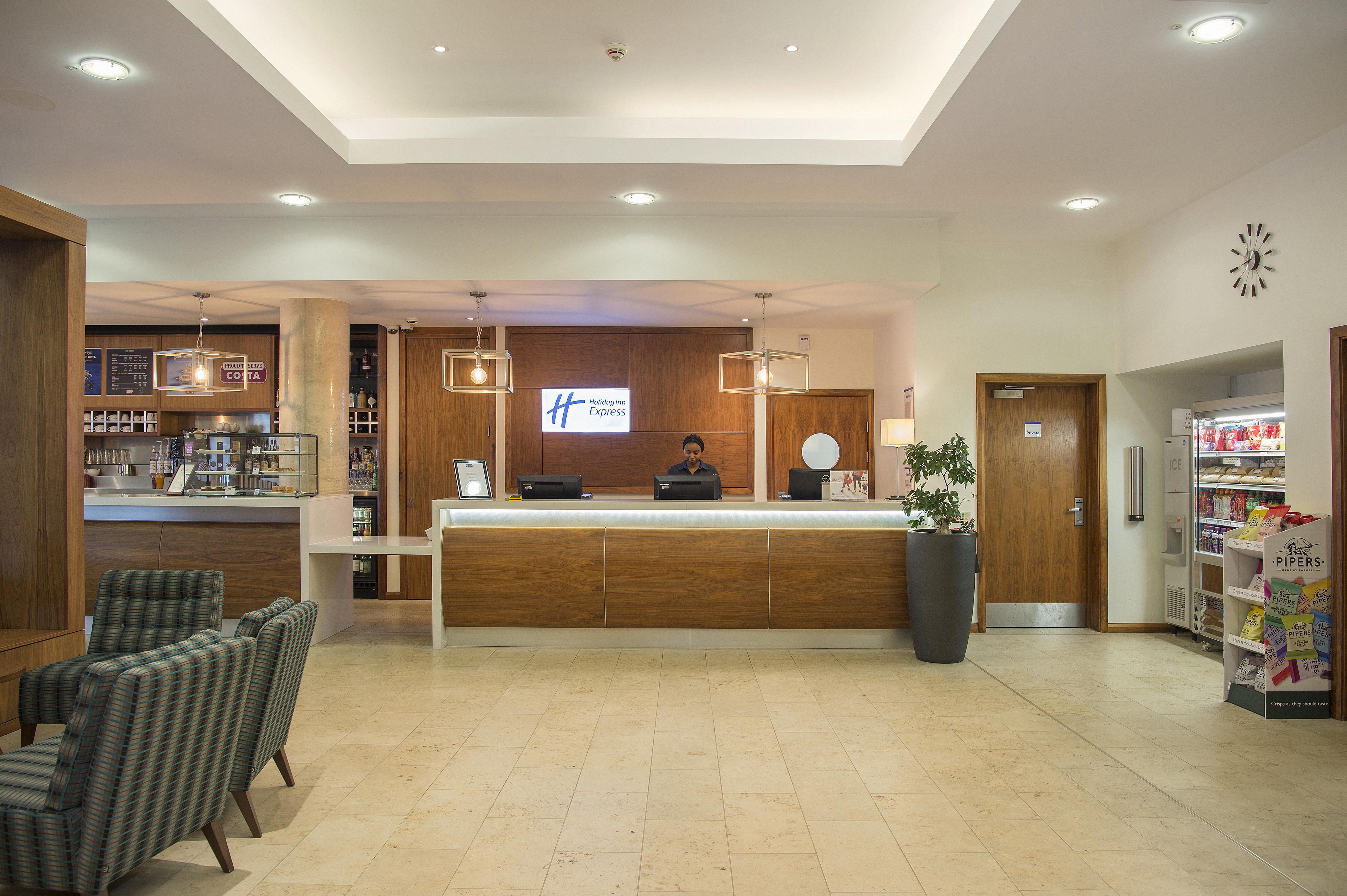 Holiday Inn Express Sheffield City Centre, An Ihg Hotel Exterior photo